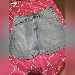 Size 12 Old Navy Women's Blue Denim Shorts High Rise WOW